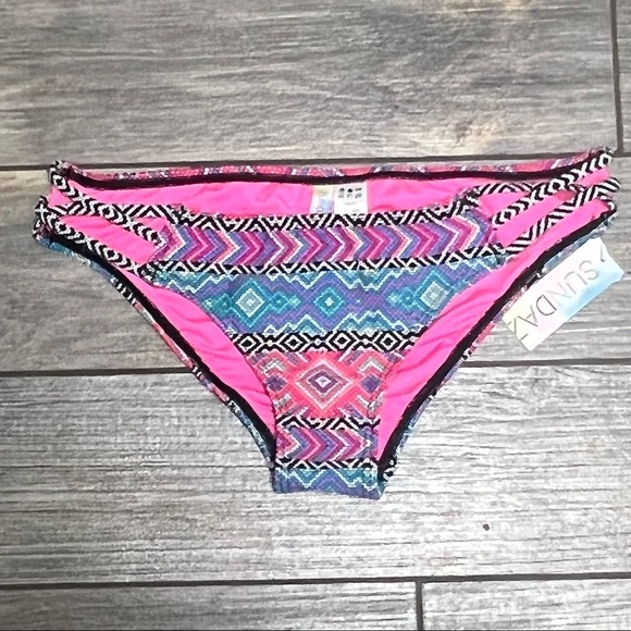 NWT SunDazed Stunner Strappy Hipster Bikini Swim Bottoms Medium Tribal Print - Picture 8 of 11